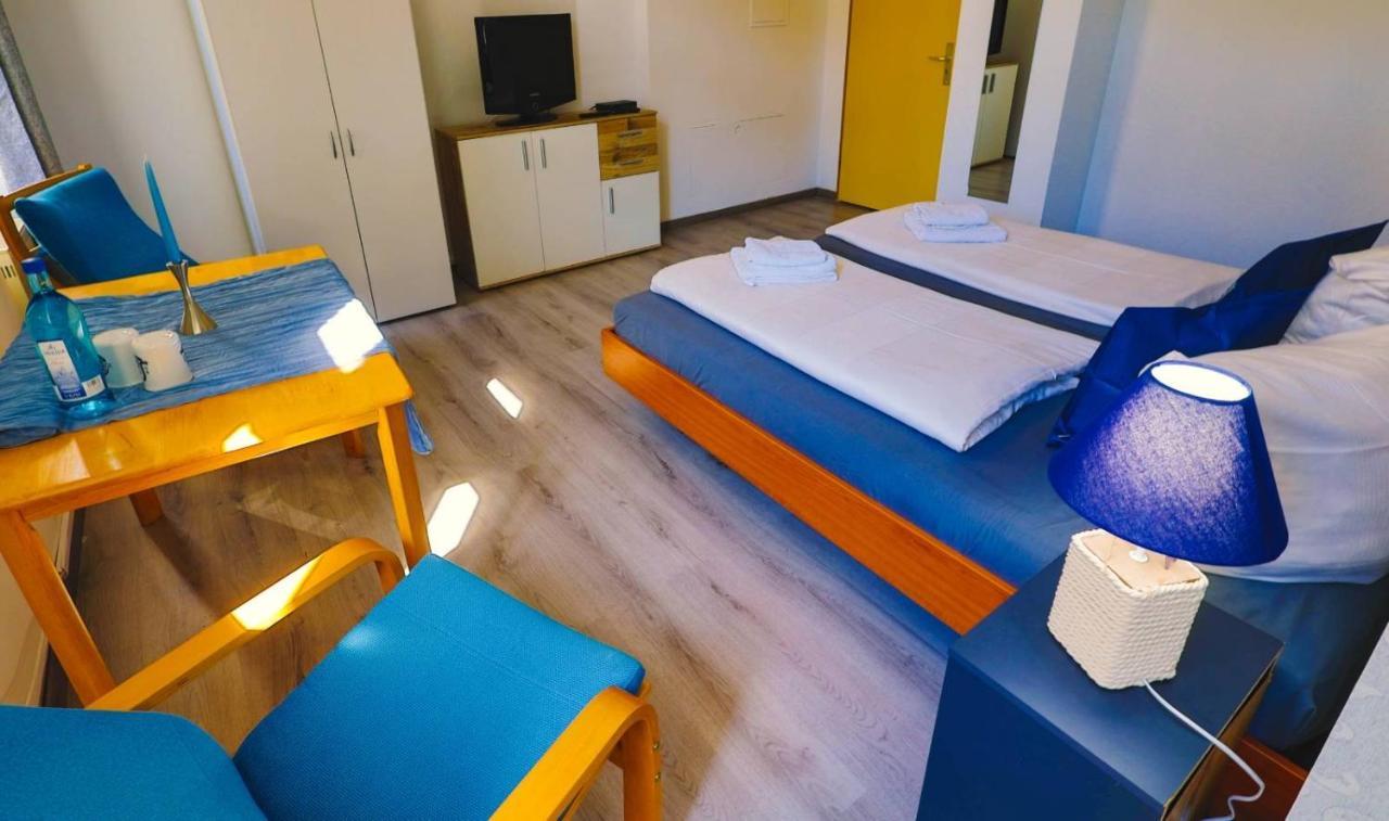 Ryde & Hyde Budget Hotel Dresden Exterior photo